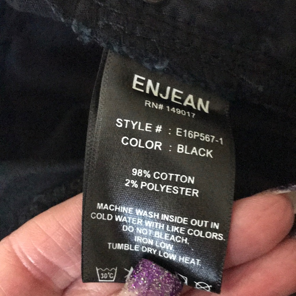 Black Skinny Jeans - Juniors - Picture 7 of 7